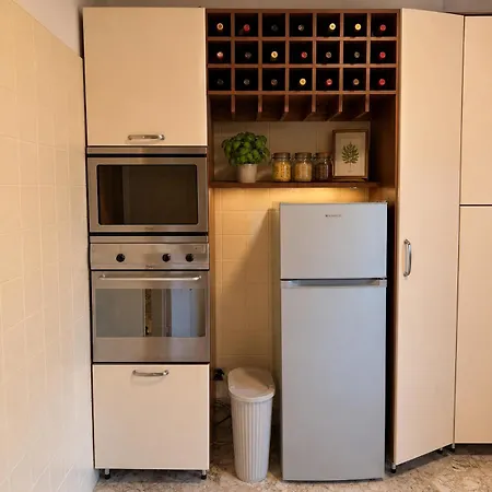 Enea Luxury - Putignani Apartment