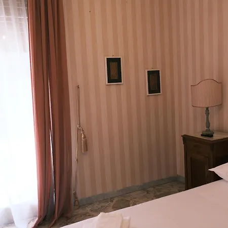 Enea Luxury - Putignani Apartment